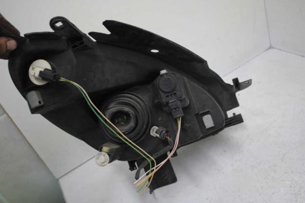 PHARE GAUCHE CITROEN -2003 - Vue 2